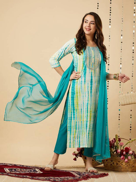Embroidered Kurta Incl Pant and Dupatta (Light Green)