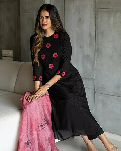 Kurta Set incl pants and scarf ( Black & Red )